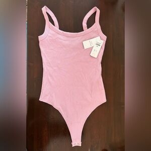 NWT-Abercrombie Ribbed 90’s Thong Bodysuit